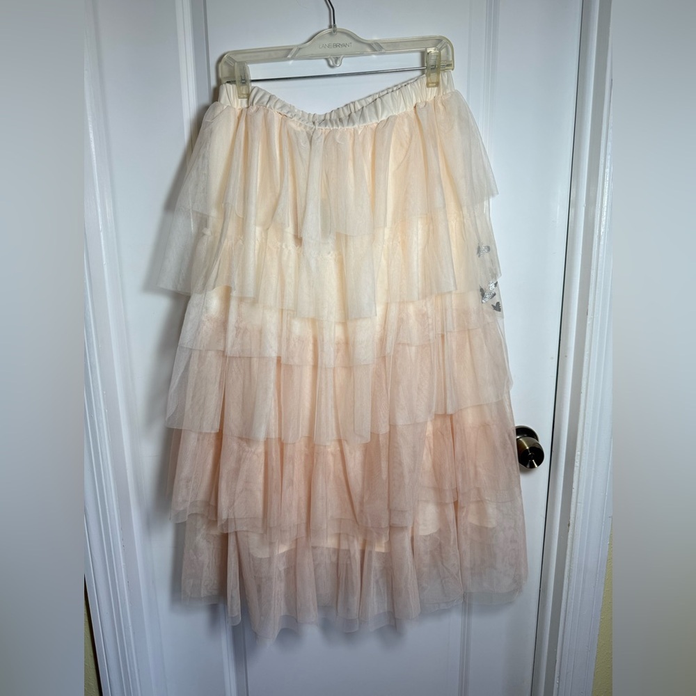 WICKED Cream / Blush Tulle Maxi Skirt with Tiered Design size L, BNWT - Picture 2 of 11